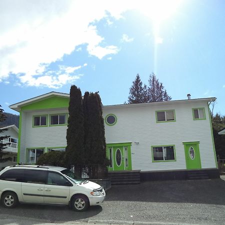 Enchanted Rainforest Guesthouse Prince Rupert Zewnętrze zdjęcie